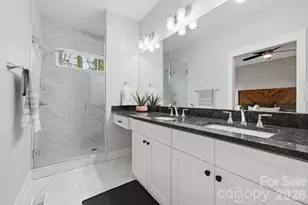 321 Fielding Rd, Charlotte, NC 28214 - Photo 22