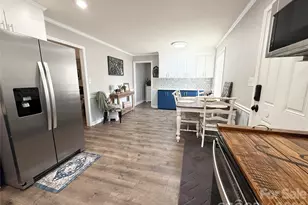 9879 Valley Rd, Fort Mill, SC 29707 - Photo 4