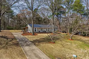 9879 Valley Rd, Fort Mill, SC 29707 - Photo 8