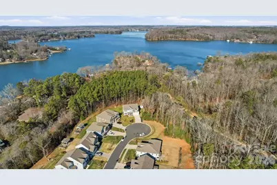 2536 Napa Terrace, Clover, SC 29710 - Photo 4