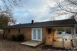 121 Randolph Rd, Dallas, NC 28034 - Photo 6