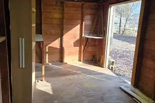 121 Randolph Rd, Dallas, NC 28034 - Photo 8