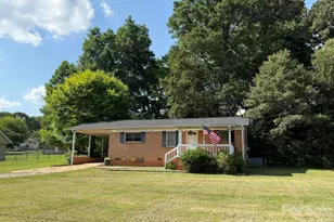 121 Randolph Rd, Dallas, NC 28034 - Photo 1