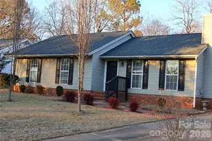 9323 Winter Elm Ln, Charlotte, NC 28227 - Photo 2