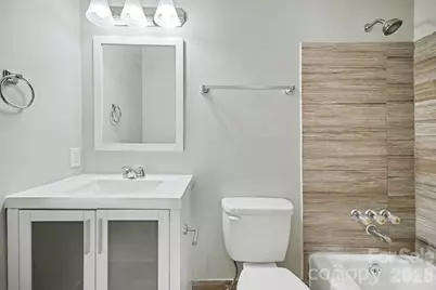 6626 Glenmoor Drive, Charlotte, NC 28214 - Photo 10