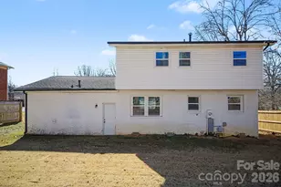 6626 Glenmoor Dr, Charlotte, NC 28214 - Photo 30