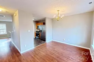 15413 De Havilland Dr, Charlotte, NC 28278 - Photo 2