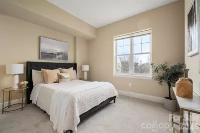 4620 Piedmont Row Drive, Charlotte, NC 28210 - Photo 10