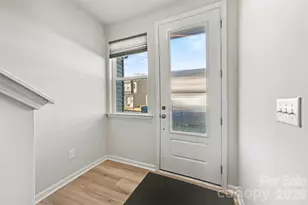 3132 Hutton Gdns Ln, Charlotte, NC 28269 - Photo 8