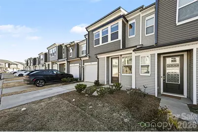 3132 Hutton Gardens Lane, Charlotte, NC 28269 - Photo 4