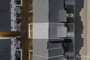 3132 Hutton Gdns Ln, Charlotte, NC 28269 - Photo 6