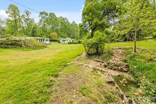 140 Old Leicester Rd, Asheville, NC 28804 - Photo 2