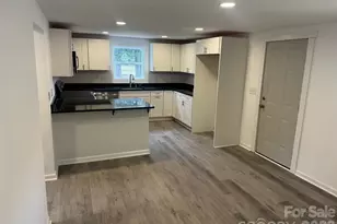 1168 Sutton Spring Rd, York, SC 29745 - Photo 2