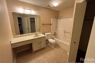 6708 Marston Ct, Charlotte, NC 28215 - Photo 22