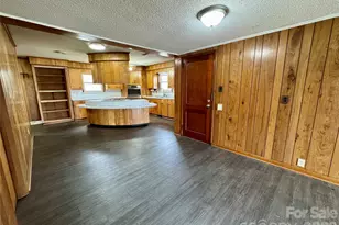 545 Collins St, Kannapolis, NC 28083 - Photo 6