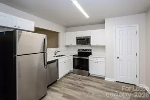 520 Woodington Ln, Charlotte, NC 28214 - Photo 6