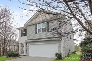 2303 Old Goose Ln, Charlotte, NC 28262 - Photo 2