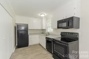 730 Rudd Ct, Charlotte, NC 28216 - Photo 6