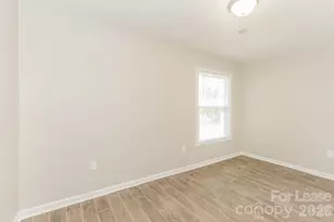 730 Rudd Ct, Charlotte, NC 28216 - Photo 8