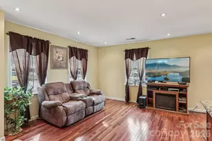 5 Granite Dr, Hendersonville, NC 28792 - Photo 4