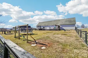 76 Cheraw Ln, Flat Rock, NC 28731 - Photo 32