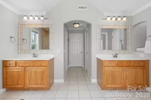 1221 Willow Creek Dr, Newton, NC 28658 - Photo 28