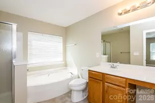 3011 Kraus Glen Dr, Charlotte, NC 28214 - Photo 12