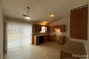 3214 Atlas Dr, Charlotte, NC 28269 - Photo 4