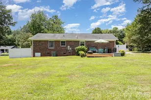 2028 Rock Springs Cir, Denver, NC 28037 - Photo 30