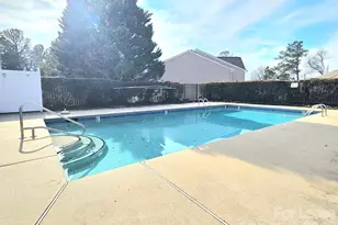 2534 Madeline Meadow Dr, Charlotte, NC 28217 - Photo 6