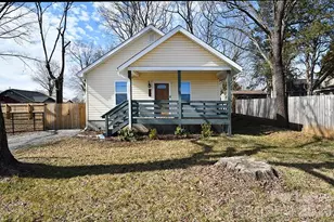 746 Opal St, Statesville, NC 28677 - Photo 2