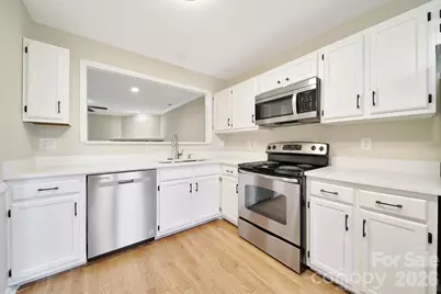 9112 Nolley Court, Charlotte, NC 28270 - Photo 6