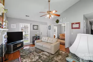 2538 Dalston Ln, Charlotte, NC 28210 - Photo 8