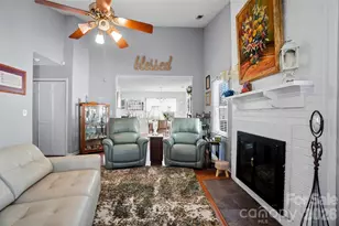 2538 Dalston Ln, Charlotte, NC 28210 - Photo 6