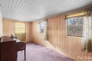 1526 Bills Creek Rd, Lake Lure, NC 28746 - Photo 14