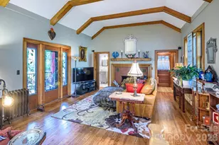 832 4th Ave W, Hendersonville, NC 28739 - Photo 20