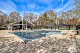 8607 Forest Shadow Cir, Cornelius, NC 28031 - Photo 40