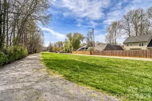 8607 Forest Shadow Cir, Cornelius, NC 28031 - Photo 44