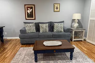 1323 Queens Rd, Charlotte, NC 28207 - Photo 2