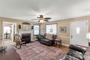 318 Gillsbrook Rd, Lancaster, SC 29720 - Photo 4