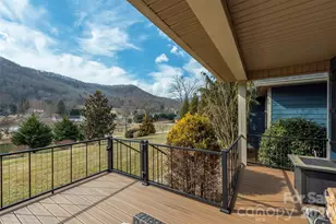 18 Hoye Ln, Candler, NC 28715 - Photo 10