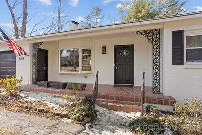 1223 Oakland Street, Hendersonville, NC 28792 - Photo 1