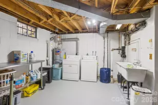 1223 Oakland St, Hendersonville, NC 28792 - Photo 28