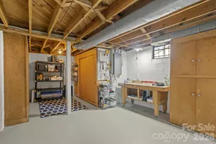 1223 Oakland St, Hendersonville, NC 28792 - Photo 26