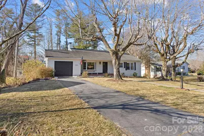 1223 Oakland Street, Hendersonville, NC 28792 - Photo 4