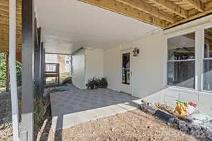 1223 Oakland St, Hendersonville, NC 28792 - Photo 34