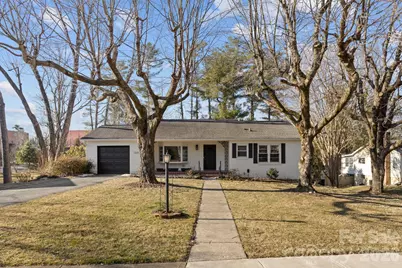 1223 Oakland Street, Hendersonville, NC 28792 - Photo 2