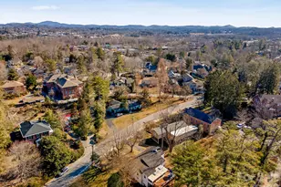 1223 Oakland St, Hendersonville, NC 28792 - Photo 44