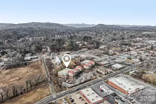 475 S Church St, Hendersonville, NC 28792 - Photo 28