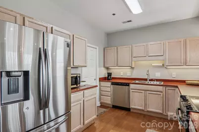 475 S Church Street #E, Hendersonville, NC 28792 - Photo 12